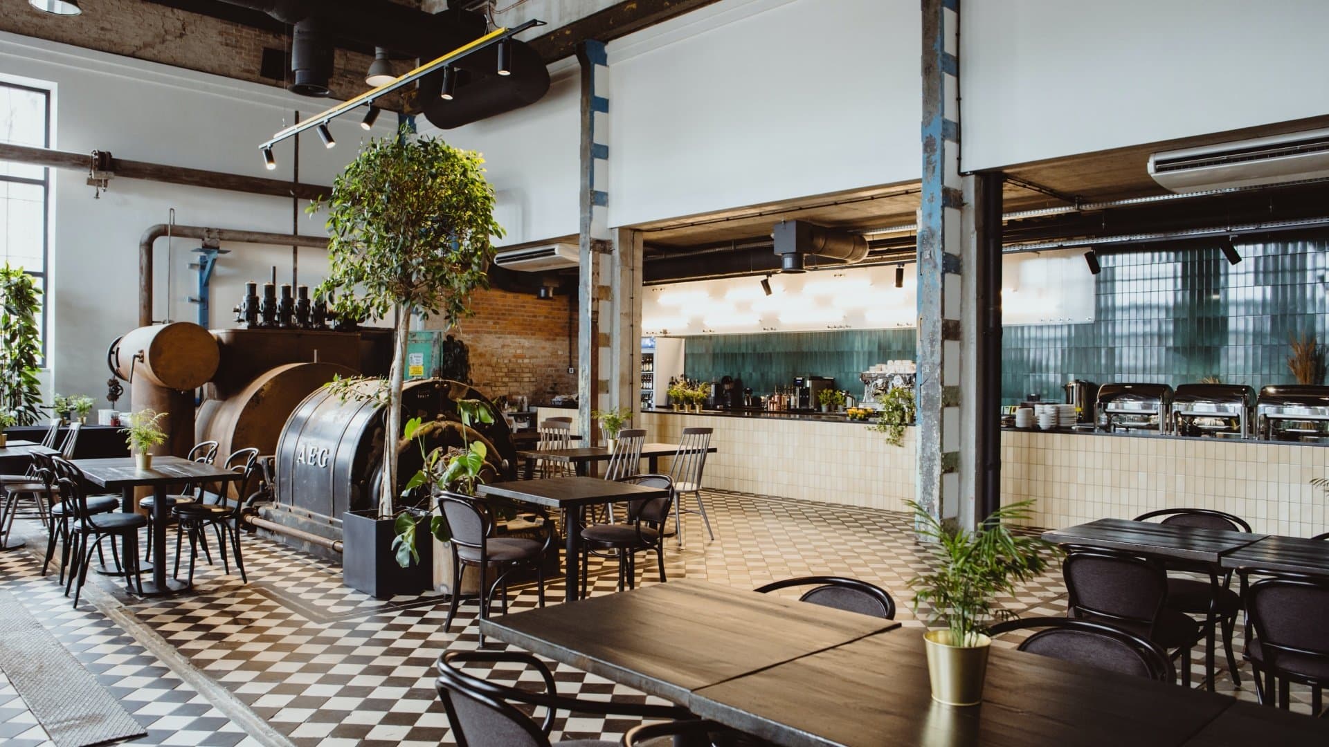 Restauracja w Cukrowni Żnin - strefa gastronomiczna