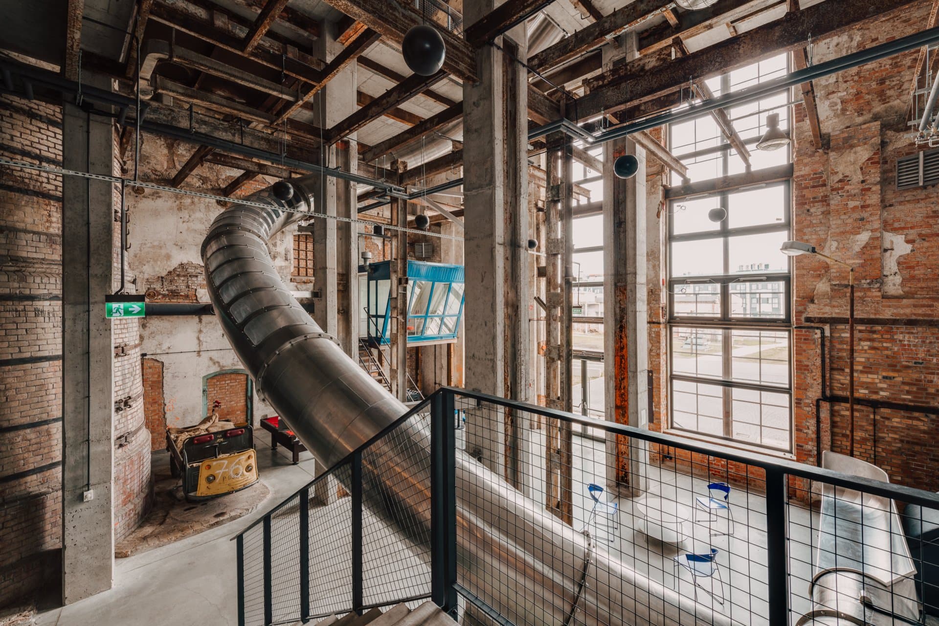 Zjeżdżalnia wodna 28m w aquaparku Cukrowni